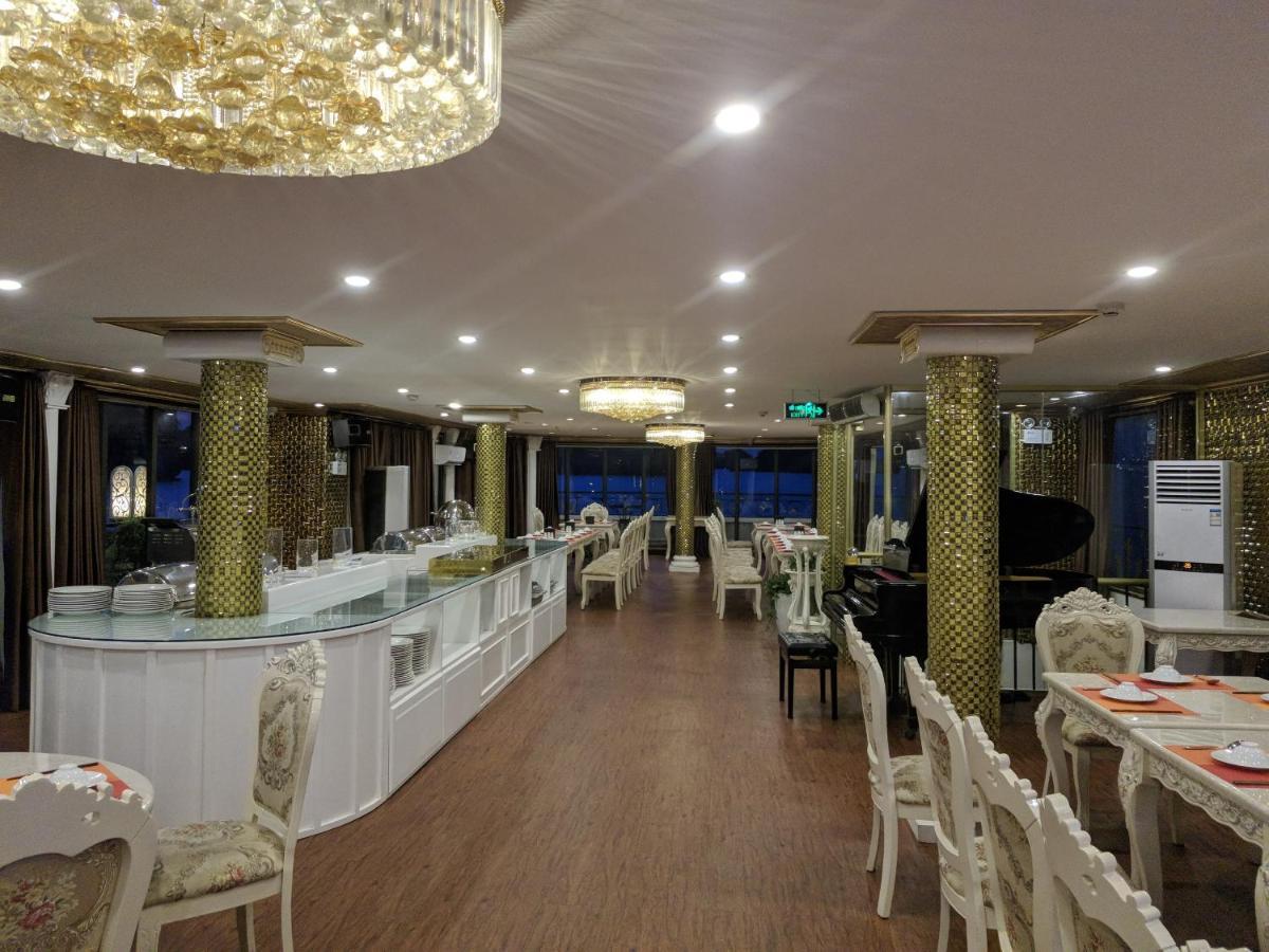Halong Aquamarine Royal Cruise Hotel Ha Long Exterior photo